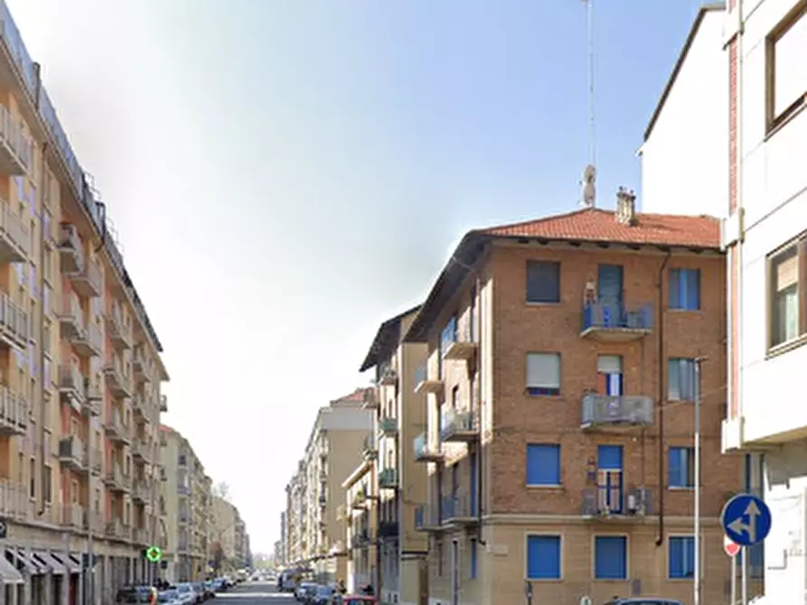 Immagine 24 di Appartamento in vendita  in Via Giosuè Borsi a Torino