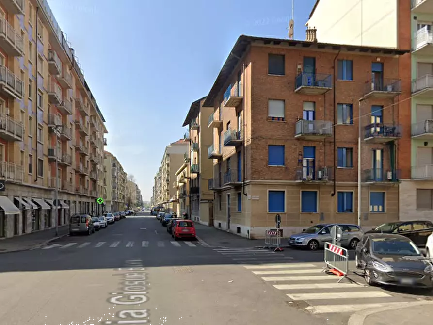 Immagine 26 di Appartamento in vendita  in Via Giosuè Borsi a Torino