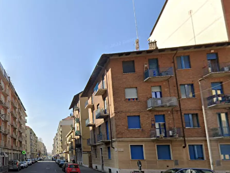 Immagine 30 di Appartamento in vendita  in Via Giosuè Borsi a Torino