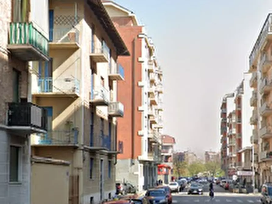 Immagine 31 di Appartamento in vendita  in Via Giosuè Borsi a Torino