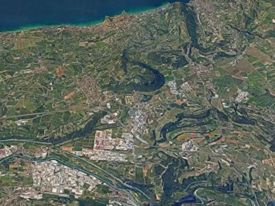 Immagine 19 di Villa in vendita  in Via Pozzo dell'Amore a Affi