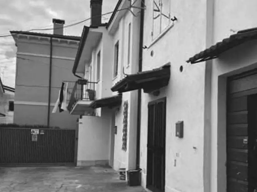 Immagine 6 di Porzione di casa in vendita  in Via Venti Settembre  a Ronco All'adige