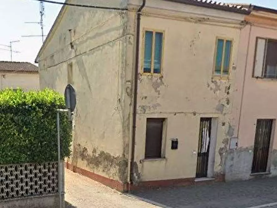 Immagine 9 di Porzione di casa in vendita  in Via Venti Settembre  a Ronco All'adige