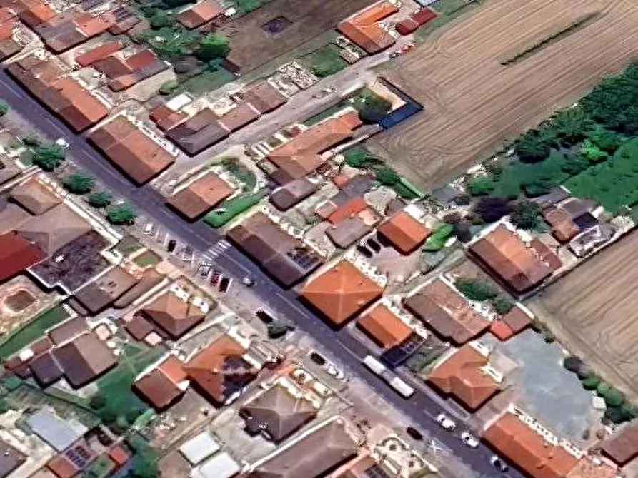 Immagine 11 di Porzione di casa in vendita  in Via Venti Settembre  a Ronco All'adige