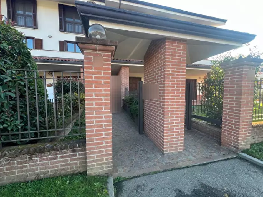 Immagine 7 di Garage in vendita  in Via Penarol de Montevideo a Pinerolo