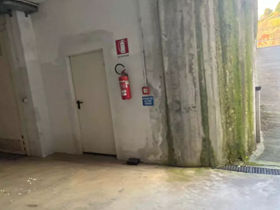 Immagine 9 di Garage in vendita  in Via Penarol de Montevideo a Pinerolo