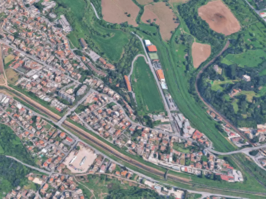 Immagine 12 di Laboratorio in vendita  in Via Melegnano a Roma