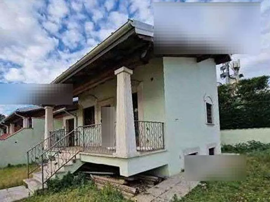 Immagine 1 di Villetta a schiera in vendita  in Via Pietro Romani a Roma