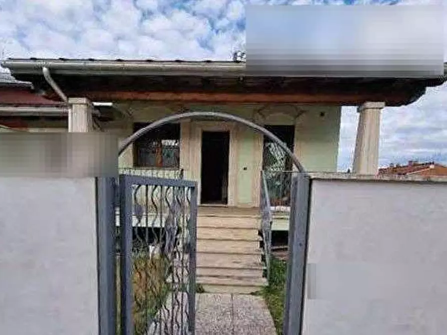 Immagine 8 di Villetta a schiera in vendita  in Via Pietro Romani a Roma