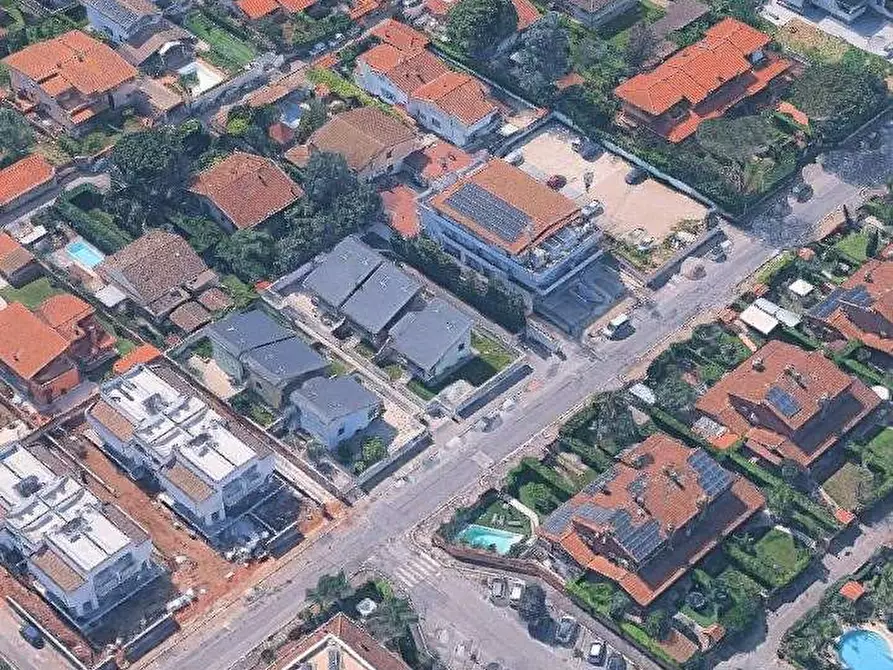 Immagine 10 di Villetta a schiera in vendita  in Via Pietro Romani a Roma