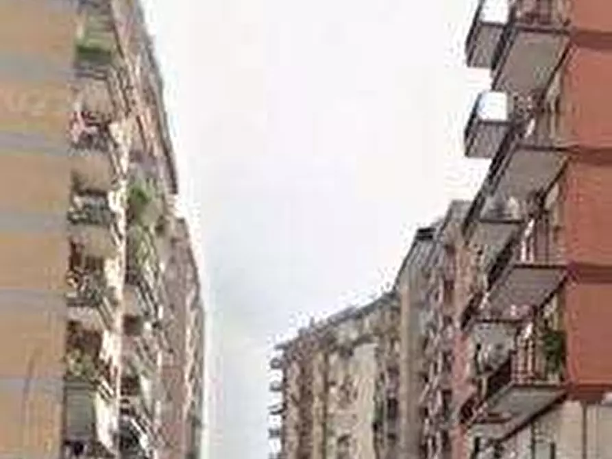 Immagine 5 di Appartamento in vendita  in Via Tancredi Cartella a Roma