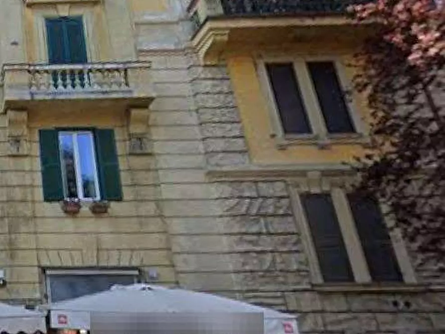 Immagine 2 di Negozio in vendita  in Via Marcello Prestinari a Roma