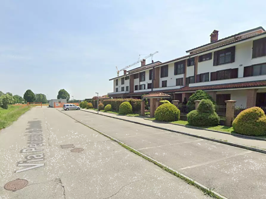 Immagine 13 di Garage in vendita  in Via Penarol de Montevideo a Pinerolo