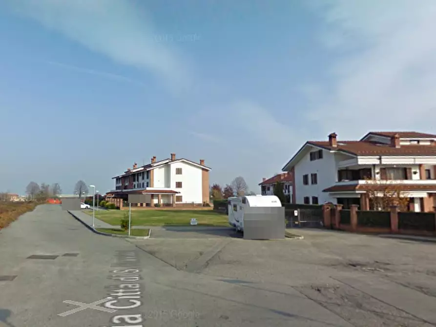 Immagine 14 di Garage in vendita  in Via Penarol de Montevideo a Pinerolo