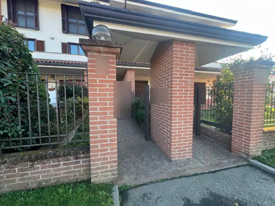 Immagine 8 di Garage in vendita  in Via Penarol de Montevideo a Pinerolo