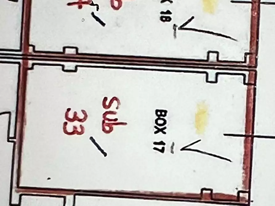 Immagine 20 di Garage in vendita  in Via Penarol de Montevideo a Pinerolo