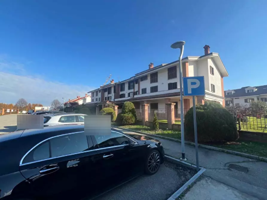 Immagine 7 di Garage in vendita  in Via Penarol de Montevideo a Pinerolo