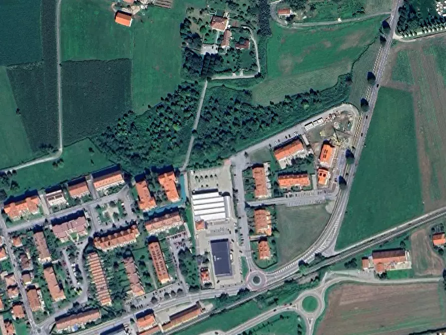 Immagine 20 di Garage in vendita  in Via Penarol de Montevideo a Pinerolo