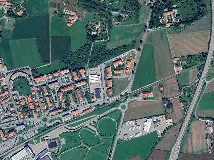 Immagine 21 di Garage in vendita  in Via Penarol de Montevideo a Pinerolo