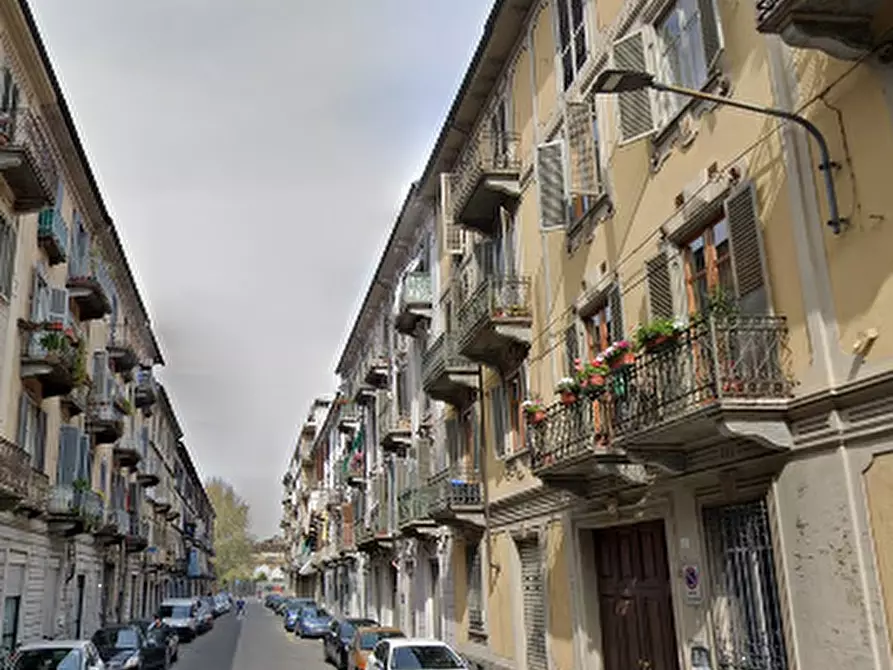 Immagine 15 di Appartamento in vendita  in Via Cuneo  a Torino