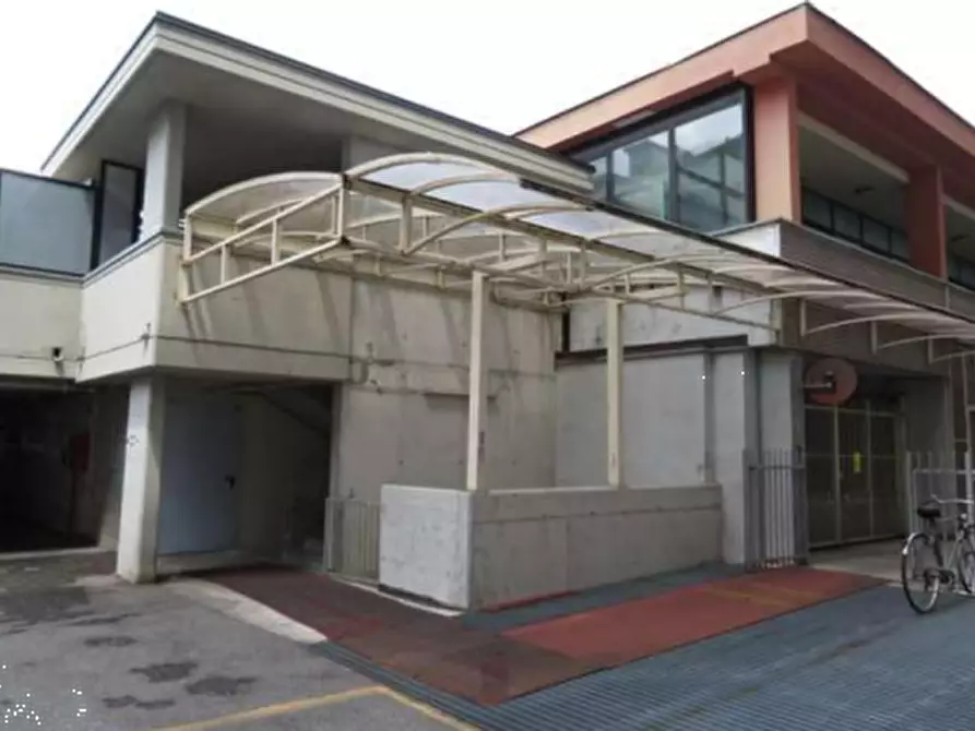 Immagine 4 di Appartamento in vendita  in Corso Giovanni Agnelli  a Torino