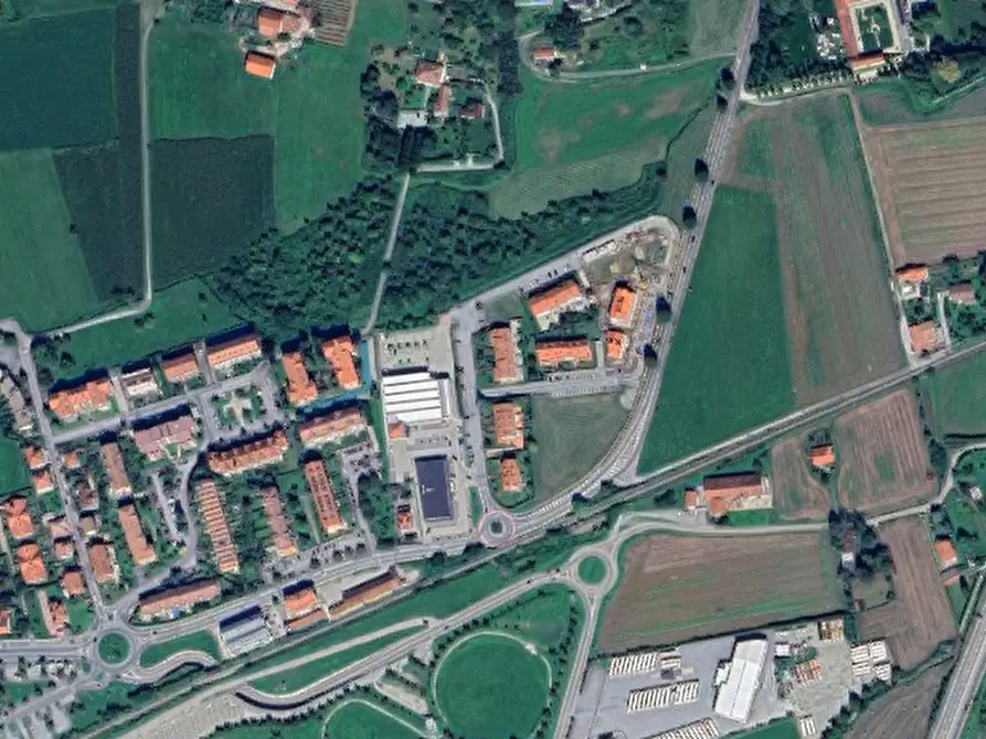 Immagine 18 di Garage in vendita  in Via Penarol de Montevideo a Pinerolo