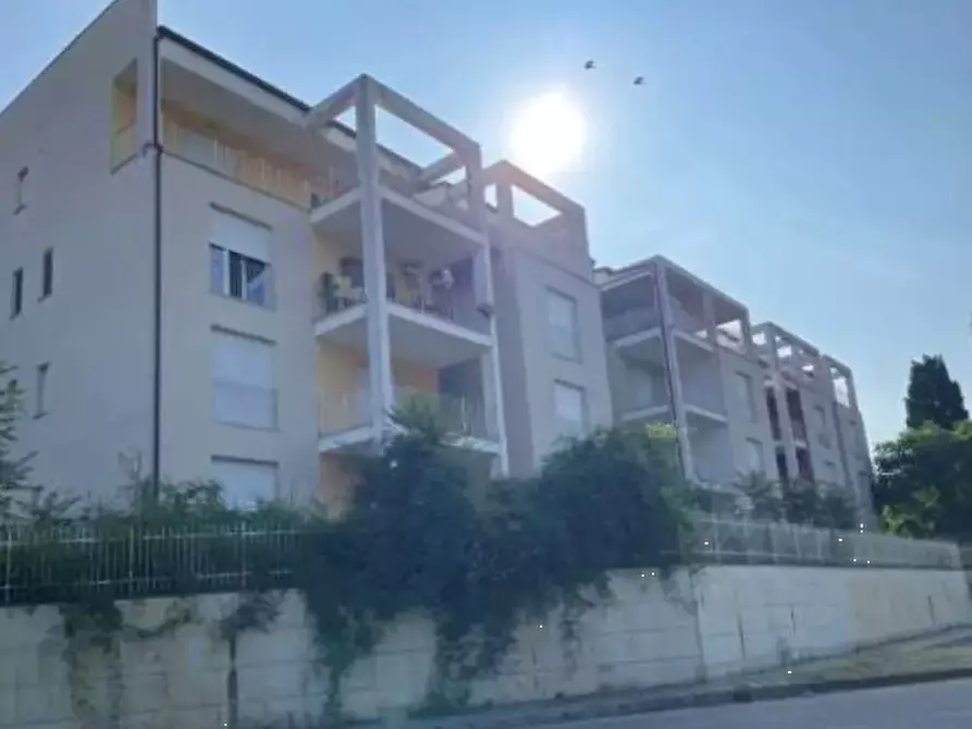 Immagine 2 di Appartamento in vendita  in Via Roma a Valfabbrica