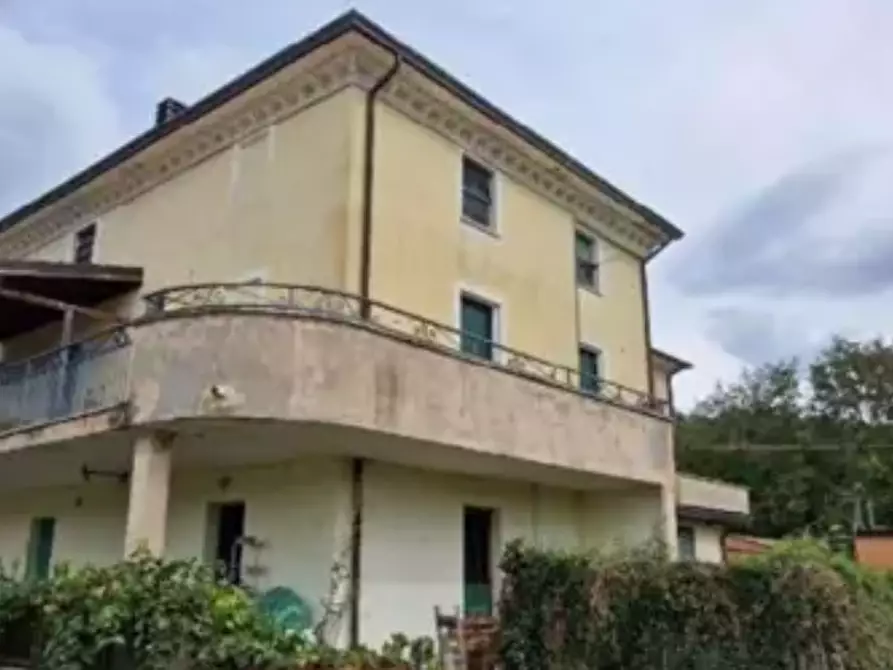 Immagine 4 di Appartamento in vendita  in Strada Ponte Resina Monte Acutello a Perugia