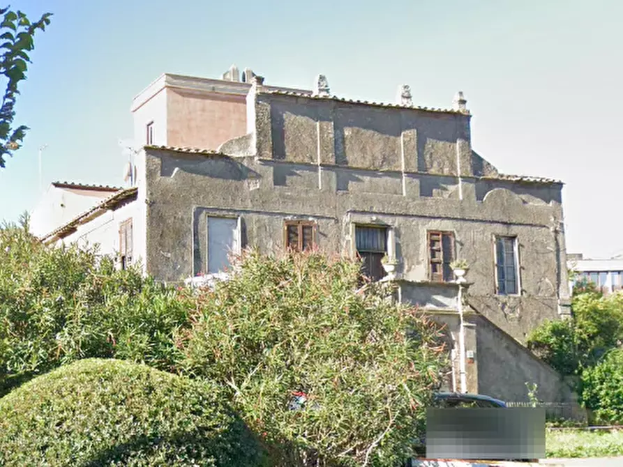 Immagine 5 di Appartamento in vendita  in Via Silvestri a Roma