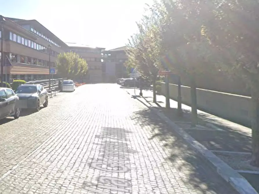 Immagine 11 di Appartamento in vendita  in Via Silvestri a Roma