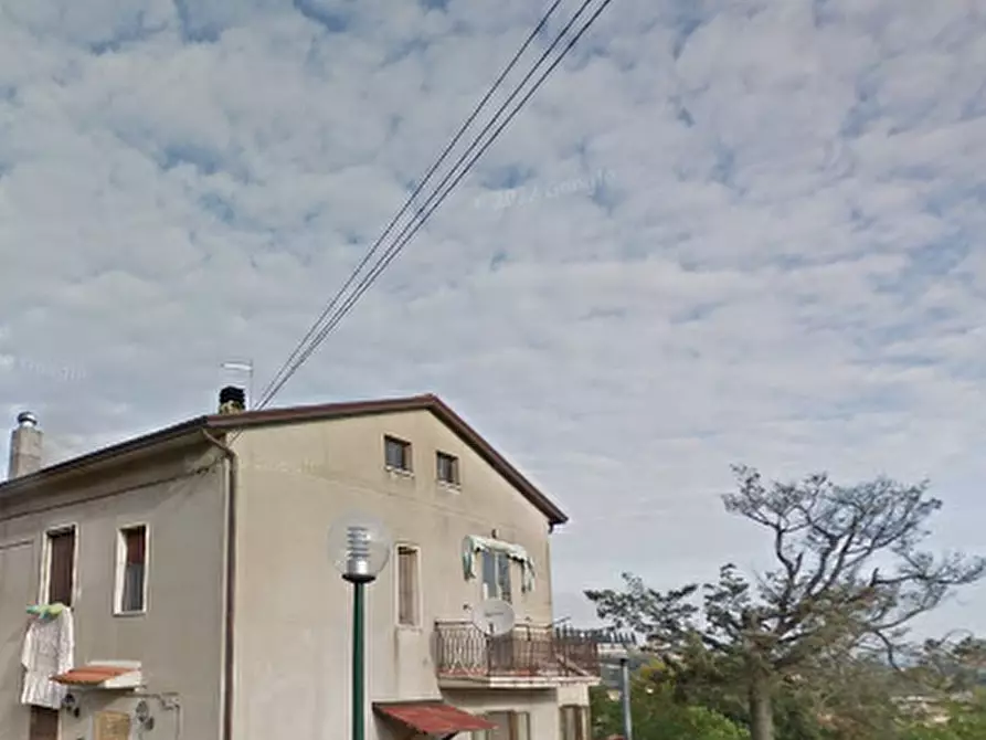 Immagine 10 di Appartamento in vendita  in Via Roma  a Torgiano