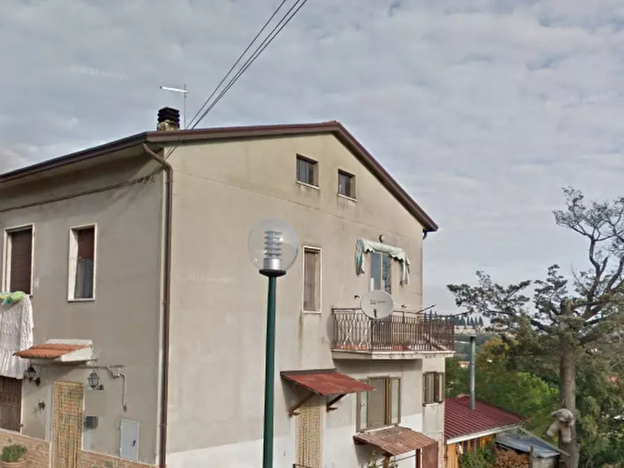 Immagine 12 di Appartamento in vendita  in Via Roma  a Torgiano