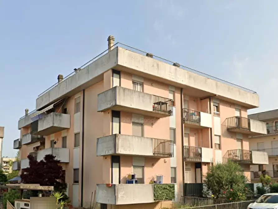 Immagine 8 di Appartamento in vendita  in Viale Ghandi a Umbertide