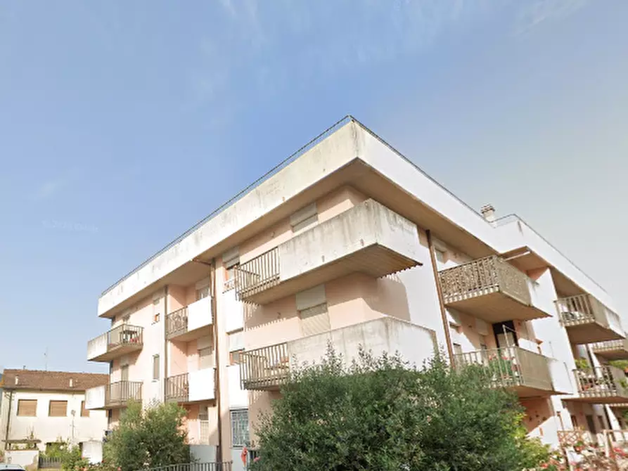 Immagine 9 di Appartamento in vendita  in Viale Ghandi a Umbertide