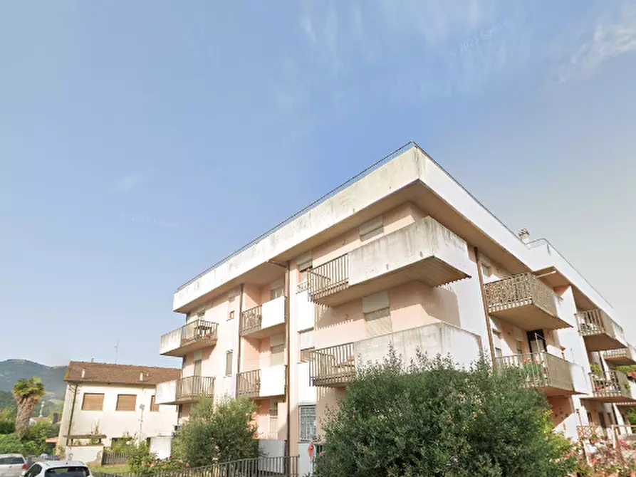 Immagine 11 di Appartamento in vendita  in Viale Ghandi a Umbertide