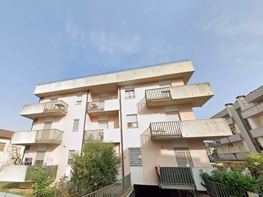 Immagine 13 di Appartamento in vendita  in Viale Ghandi a Umbertide