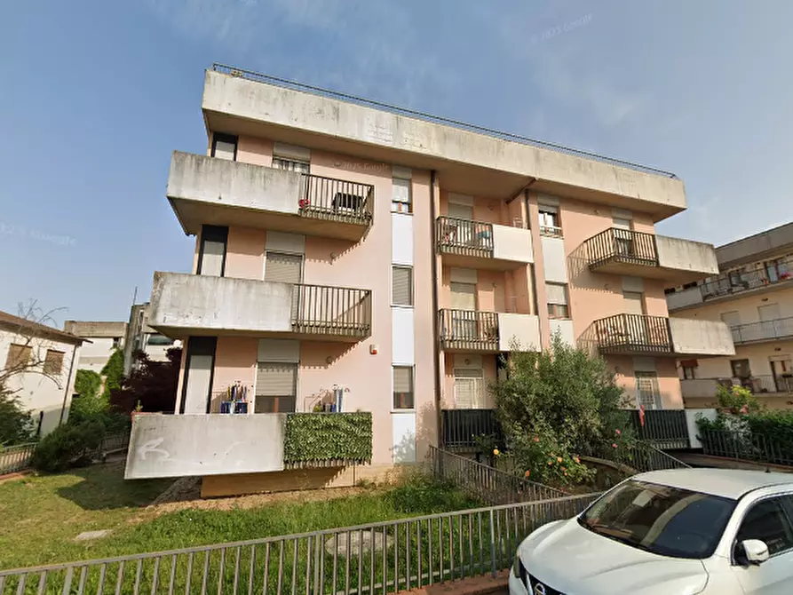 Immagine 15 di Appartamento in vendita  in Viale Ghandi a Umbertide