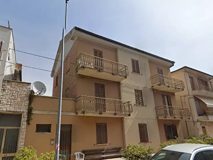 Immagine 14 di Porzione di casa in vendita  in Viale Adriatico  a Recanati