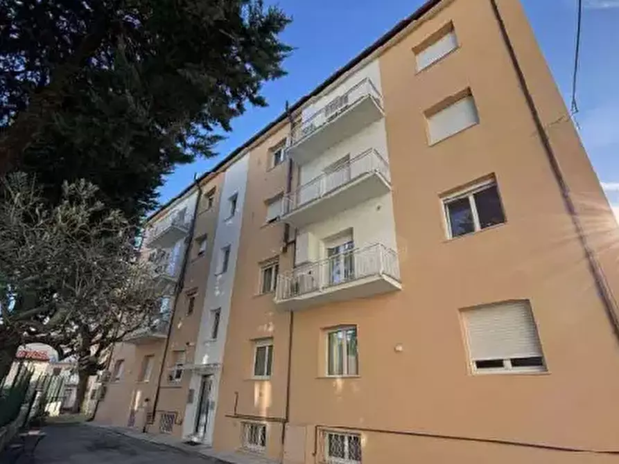 Immagine 4 di Appartamento in vendita  in Via Lorenzo Lotto  a Recanati