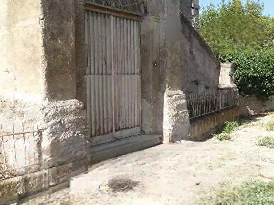 Immagine 3 di Appartamento in vendita  in Largo del Casale Consorti a Roma