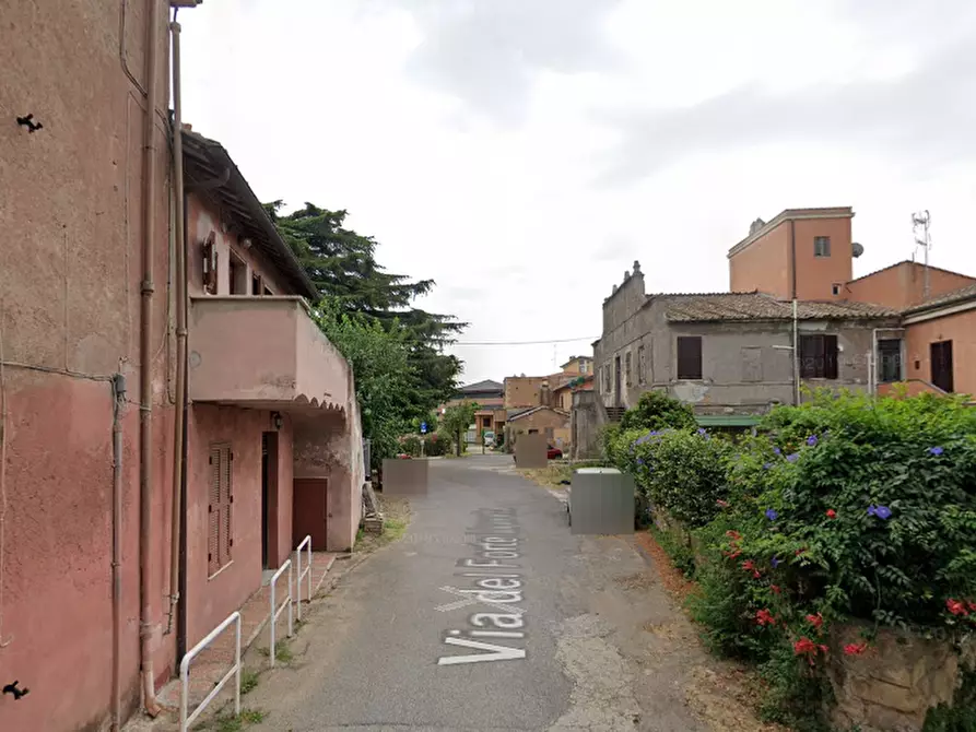 Immagine 9 di Appartamento in vendita  in Largo del Casale Consorti a Roma