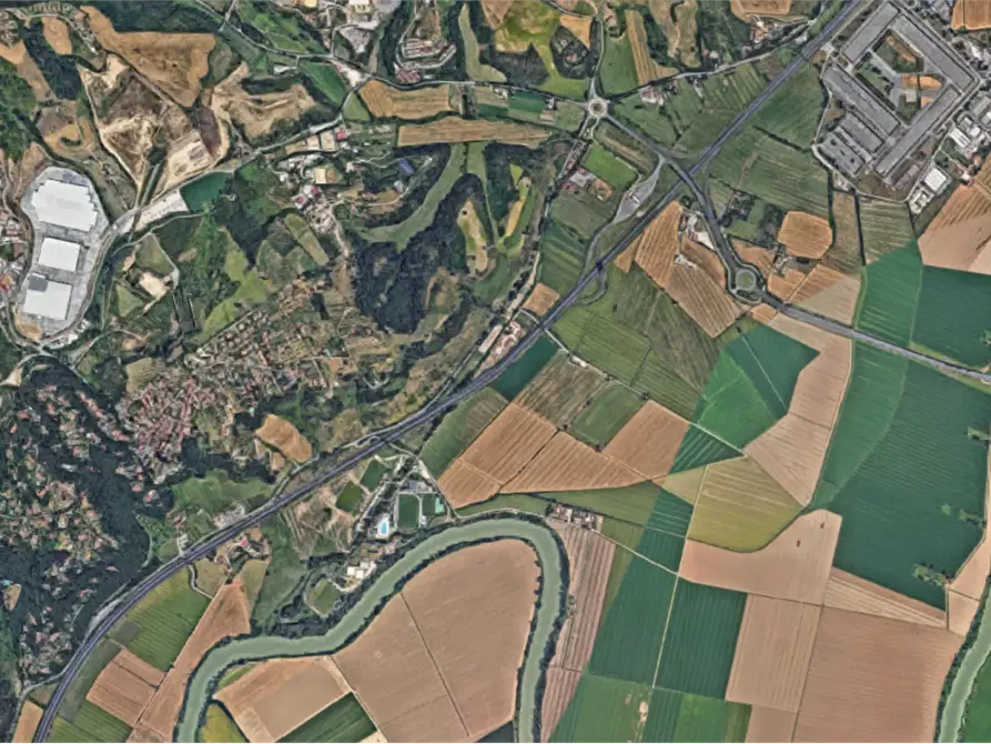 Immagine 4 di Terreno agricolo in vendita  in Via Tiberina a Roma