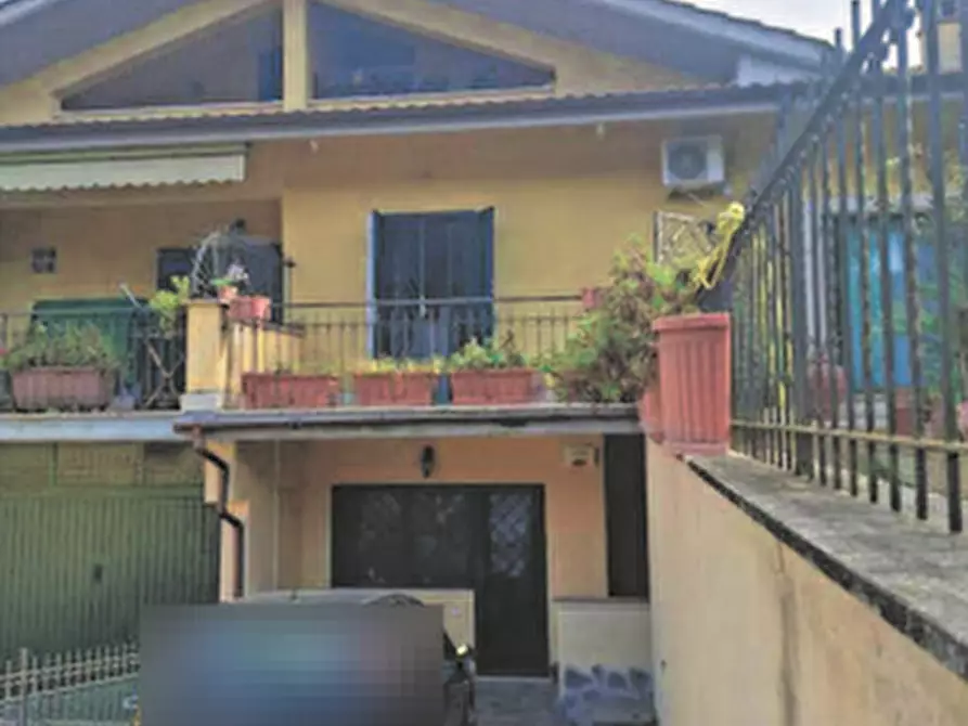 Immagine 2 di Villetta a schiera in vendita  in Via Vecchia di Marino a Grottaferrata