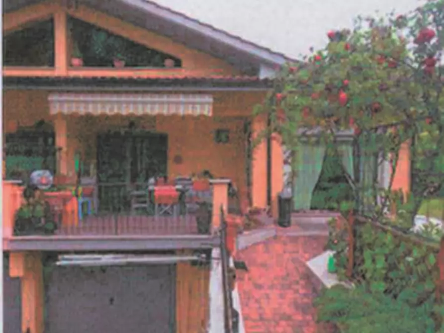 Immagine 4 di Villetta a schiera in vendita  in Via Vecchia di Marino a Grottaferrata