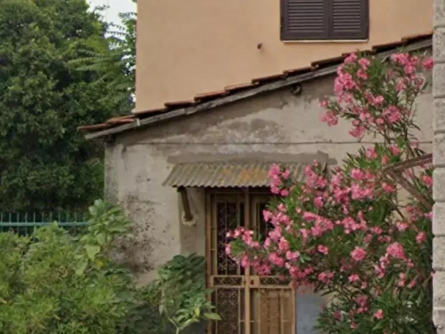 Immagine 5 di Appartamento in vendita  in Via Lucia Guerrini a Roma