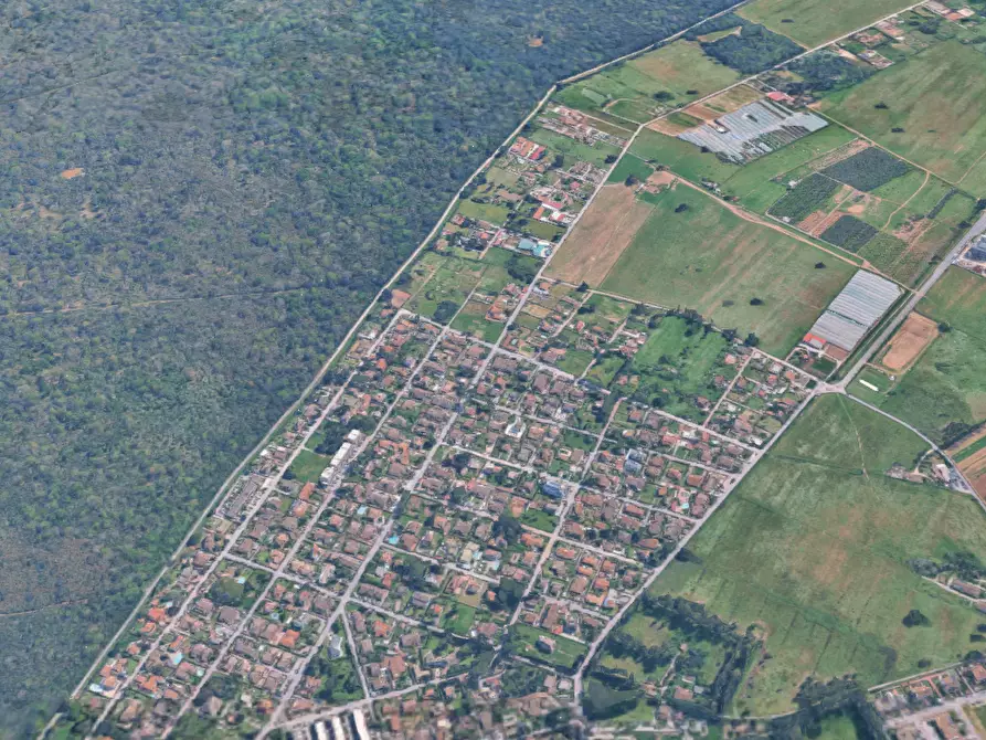 Immagine 8 di Capannone industriale in vendita  in Via Dobbiaco a Roma