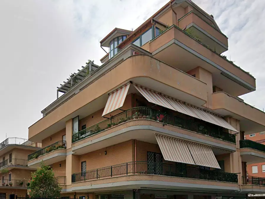 Immagine 8 di Appartamento in vendita  in Via Varrone a Pomezia