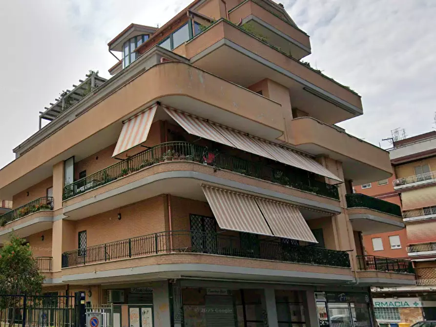 Immagine 9 di Appartamento in vendita  in Via Varrone a Pomezia