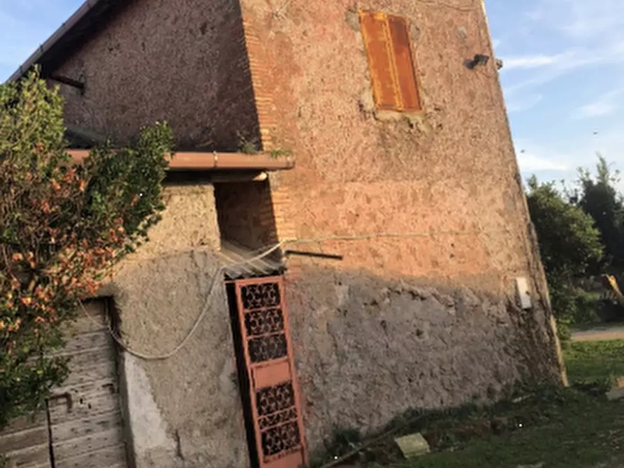 Immagine 10 di Casa indipendente in vendita  in Via di Colle Zioni  a Velletri