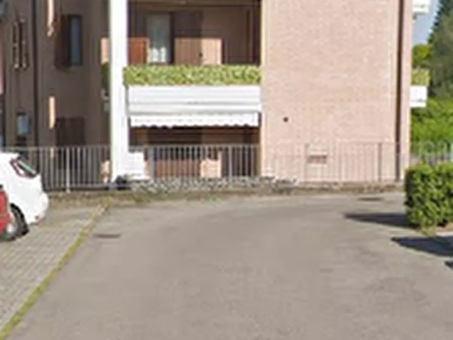 Immagine 8 di Appartamento in vendita  in Via Giorgio Perlasca a Felino